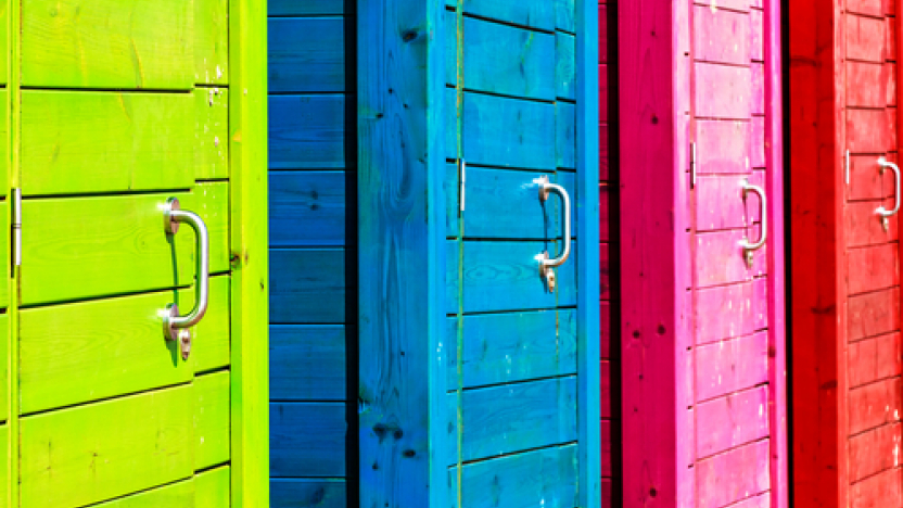 plusieurs portes de couleur